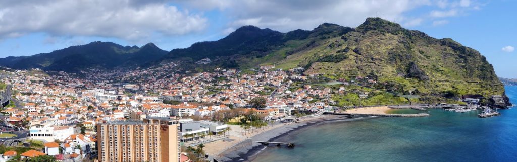 Madeira é a pequena e majestosa ilha de Portugal