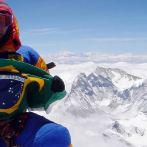 Waldemar Niclevicz no cume do Everest